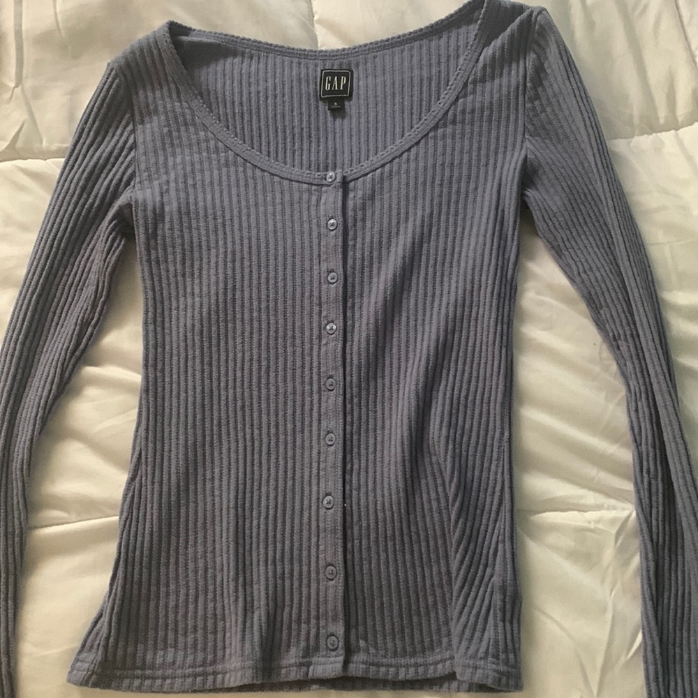 Violet long sleeve button up top